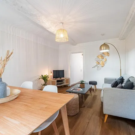 Apartamento 2 Bdr Heart Of The Old Town