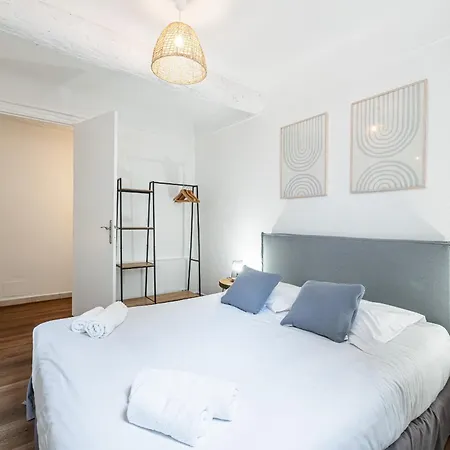 Apartamento 2 Bdr Heart Of The Old Town *